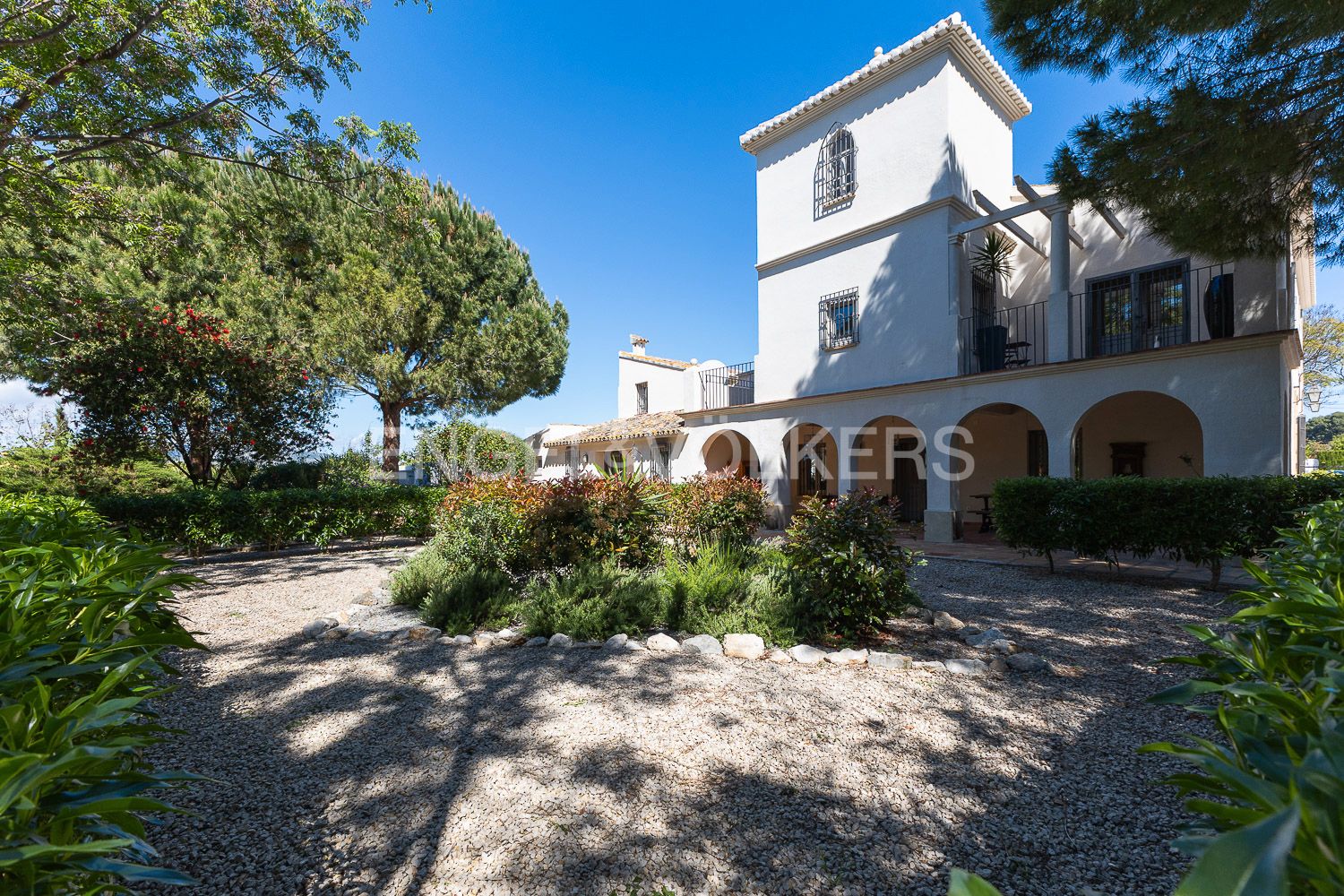 Vista exterior de Casa o xalet en venda en Dénia amb Aire condicionat, Calefacció i Jardí privat