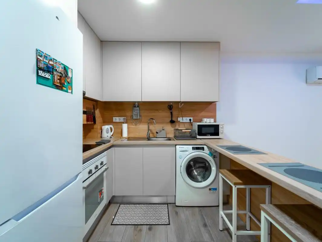 Cuina de Estudi en venda en Málaga amb Aire condicionat, Calefacció i Moblat