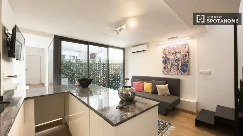 Sala de estar de Piso de alquiler en Barcelona con Aire acondicionado, Calefacción y Amueblado