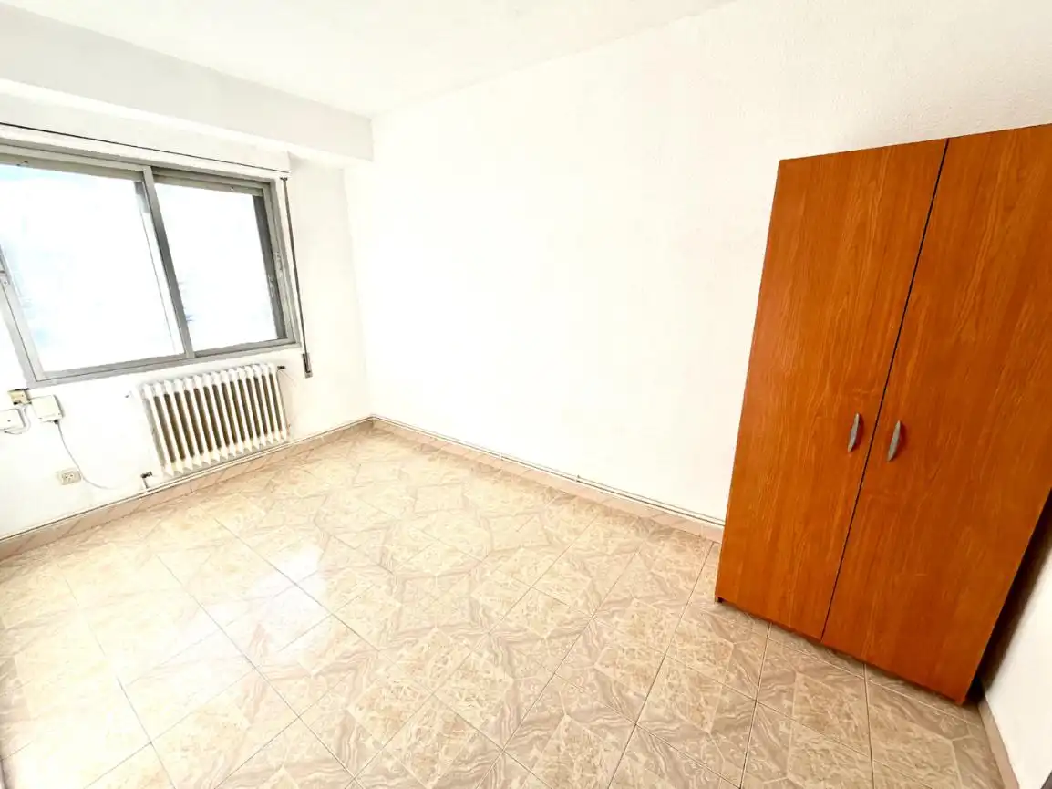 Habitación de Piso en venta en Fuenlabrada con Terraza y Internet