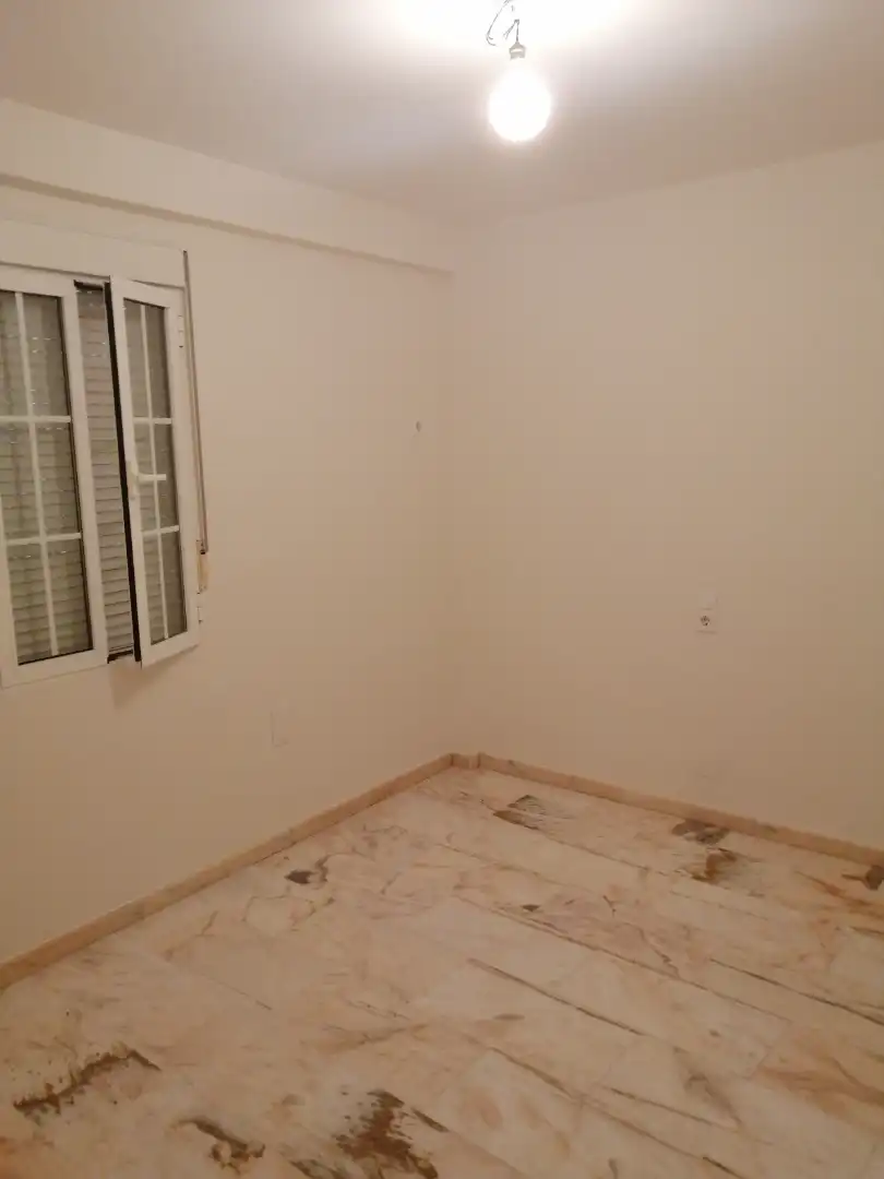 Bedroom of Flat for sale in Sevilla  with Air Conditioner, Furnished and Oven