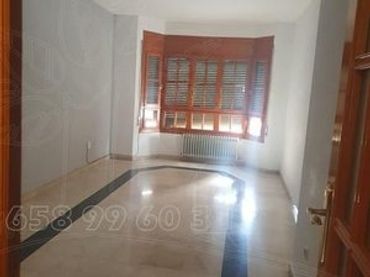 Wohnung mit Balkon zum Verkauf in Baza