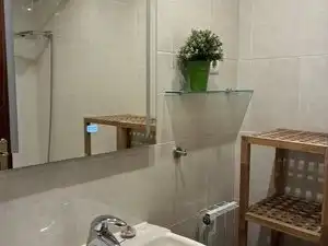 Baño de Apartamento en venta en Getxo  con Calefacción, Trastero y Amueblado