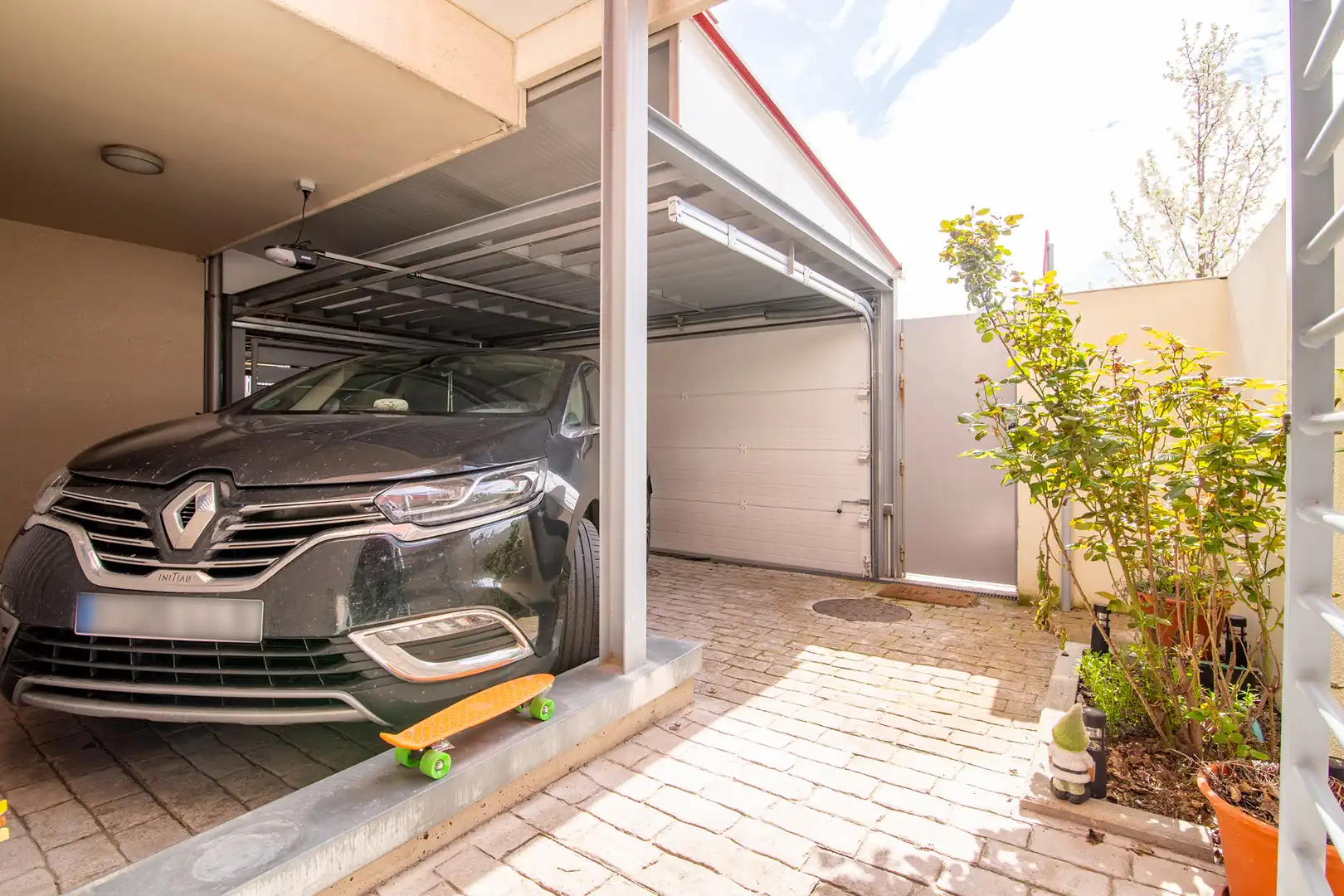 Parking of Houses for sale in Móstoles  with Air Conditioner, Heating and Terrace
