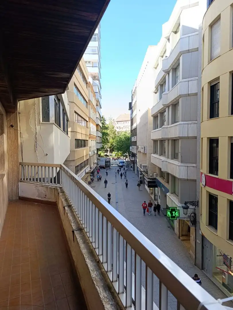 Pis amb ascensor en venda a Calle General Aguilera, imagen 62
