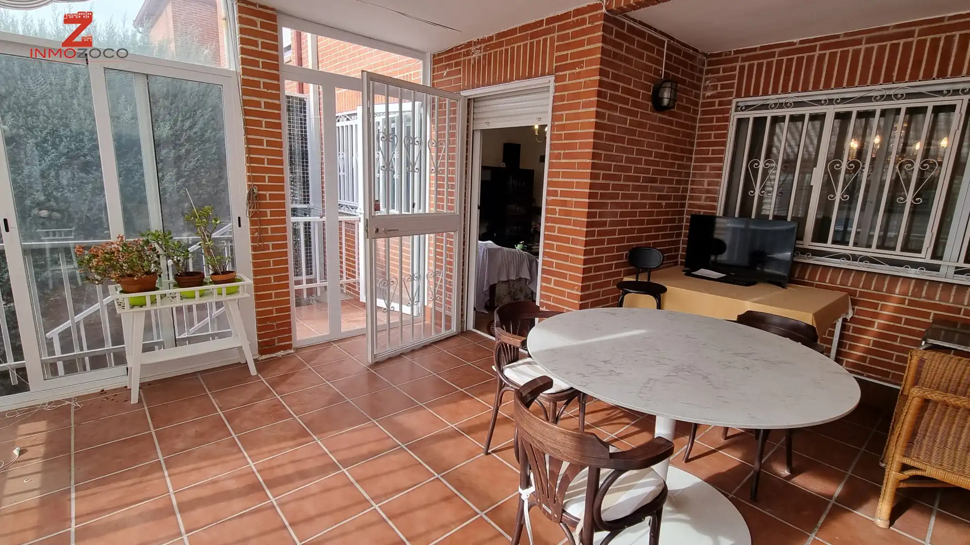 Terrassa de Casa adosada en venda en Las Rozas de Madrid amb Aire condicionat, Calefacció i Jardí privat