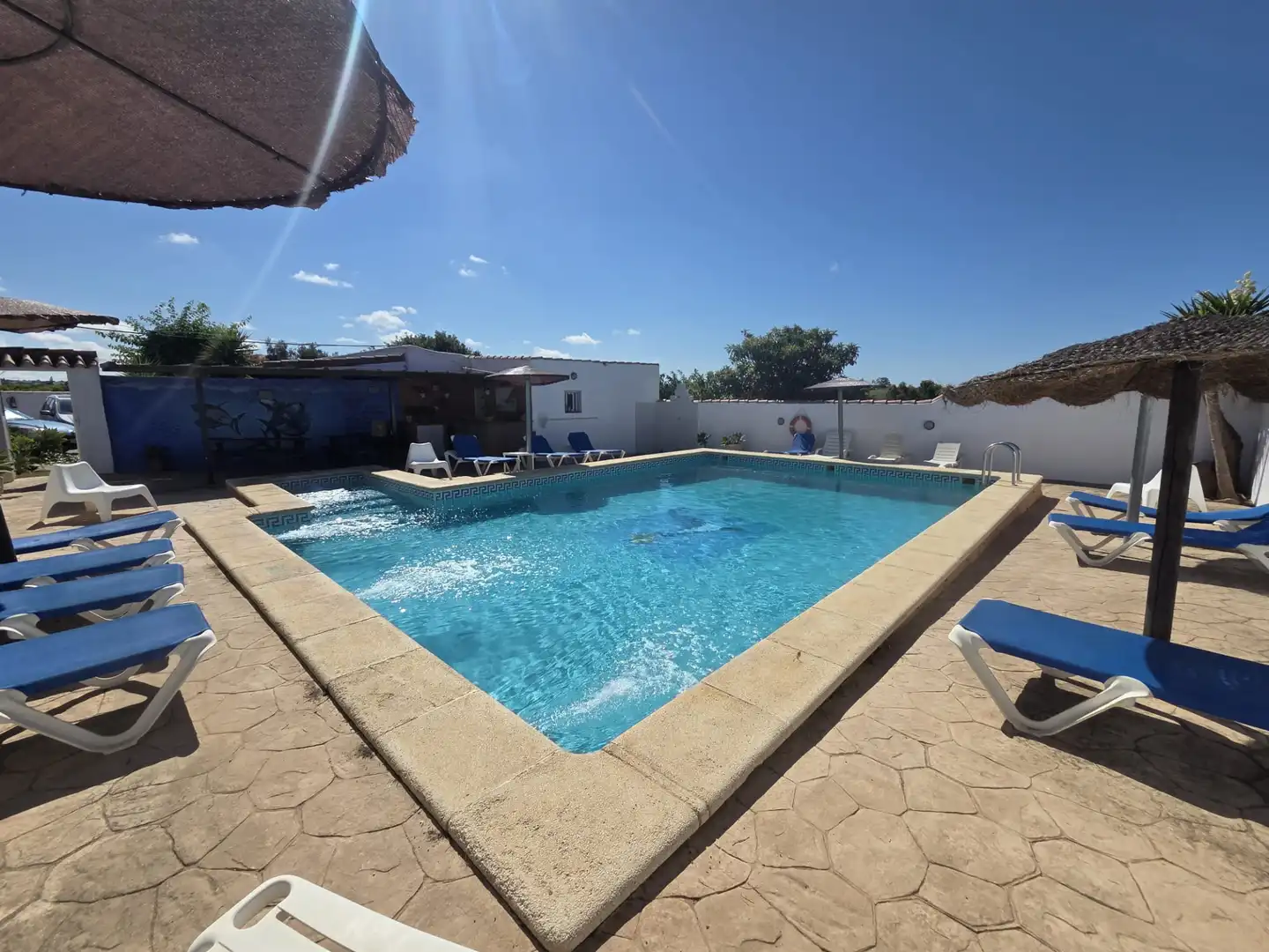 Studio with pool to rent in Carril Mayorazgo Alto 84