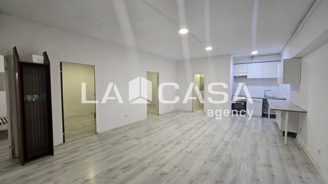 Oficina en Alquiler en El Guinardó