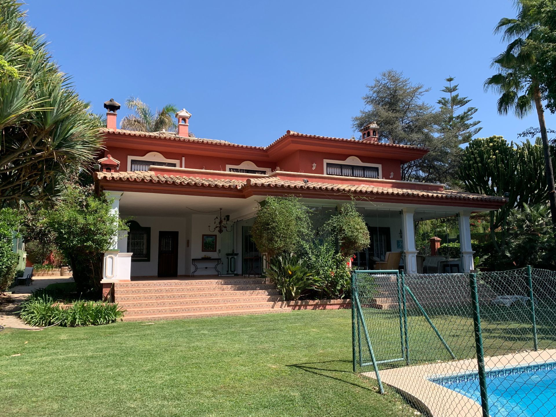 Garden of House or chalet for sale in Marbella  with Air Conditioner, Heating and Private garden