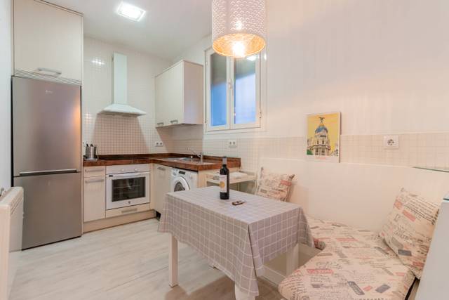 Piso en Venta en Calle de Antonio López en Comillas