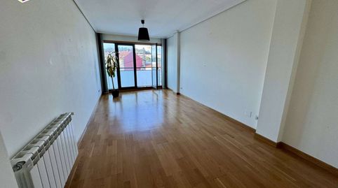Foto 2 de Apartament de lloguer a Avenida Rebullon, Mos, Pontevedra