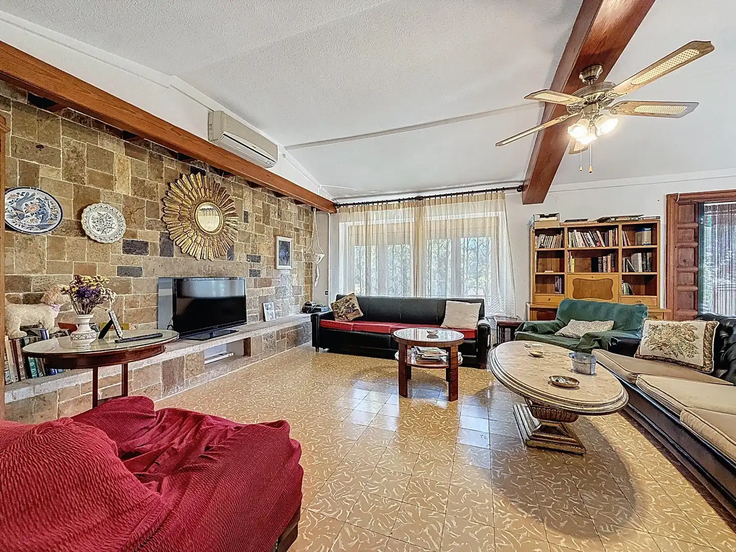 Sala de estar de Finca rústica en venta en Castalla con Jardín privado, Terraza y Piscina