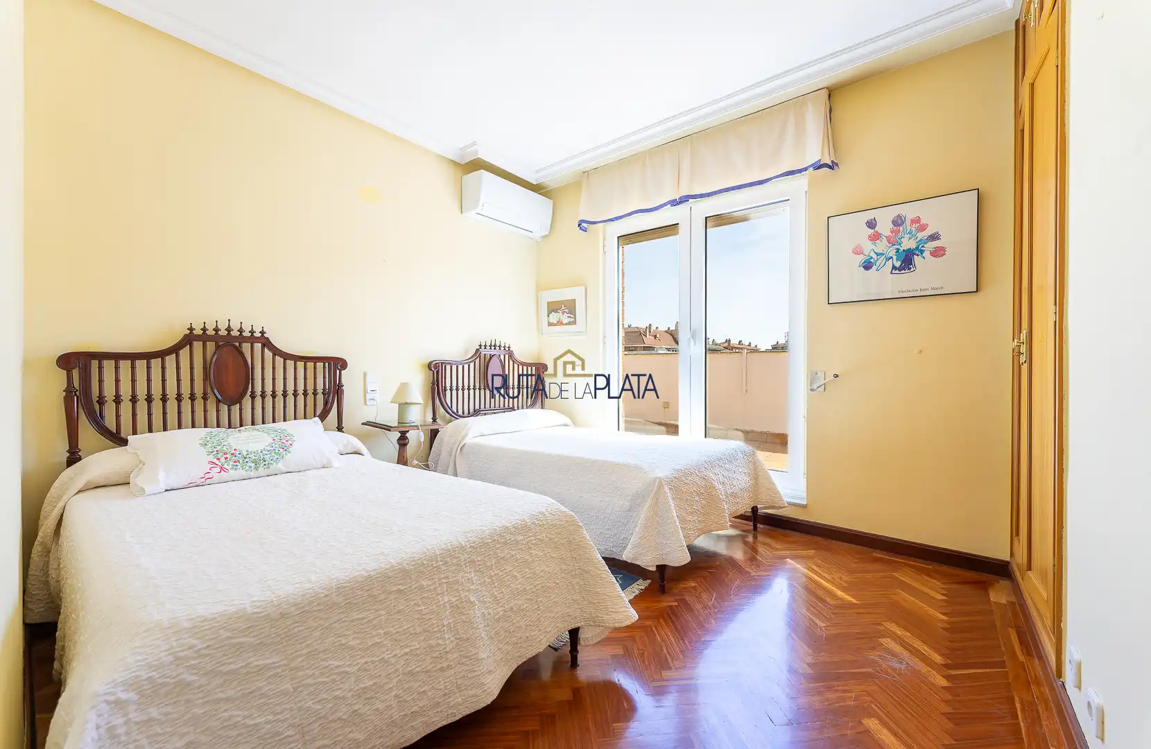 Bedroom of Attic for sale in Zamora Capital   with Air Conditioner, Heating and Parquet flooring