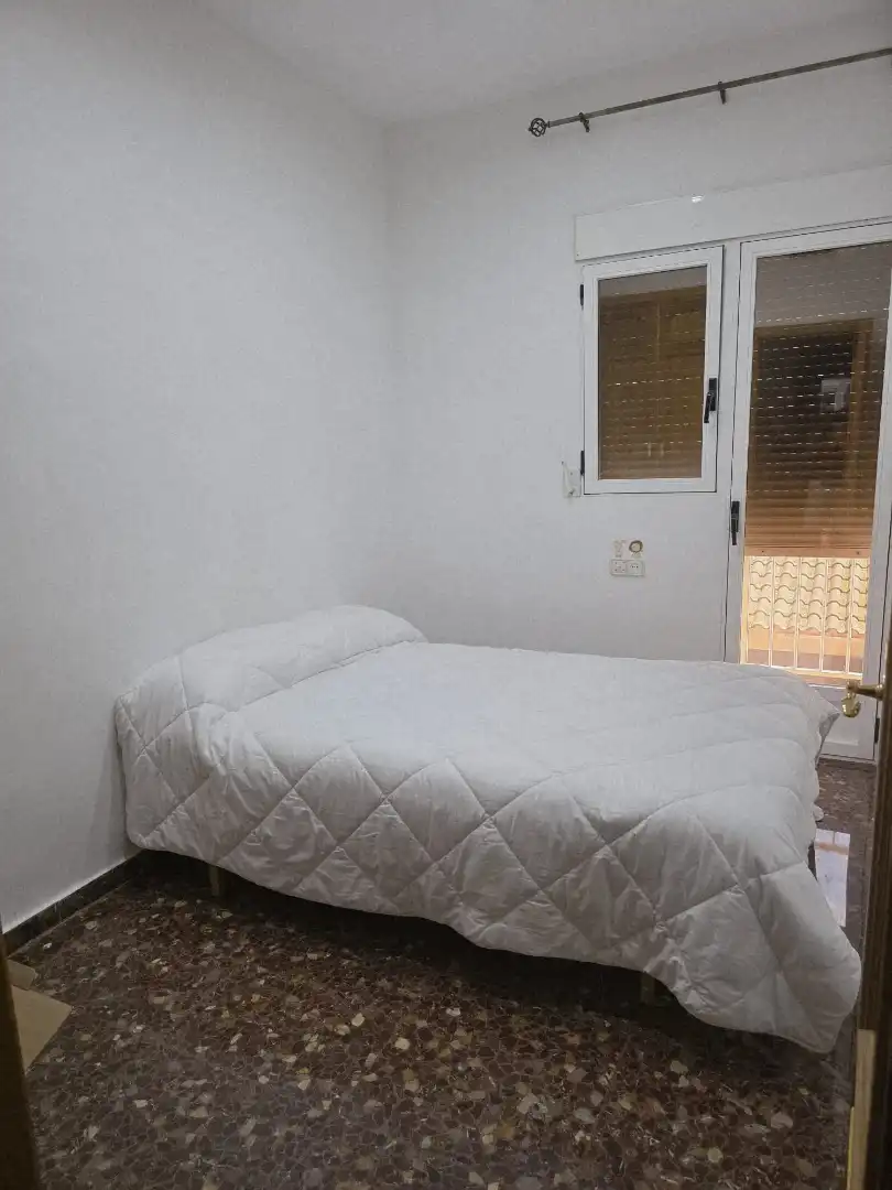 Habitación de Casa adosada en venta en Valencia con Aire acondicionado, Terraza y Trastero