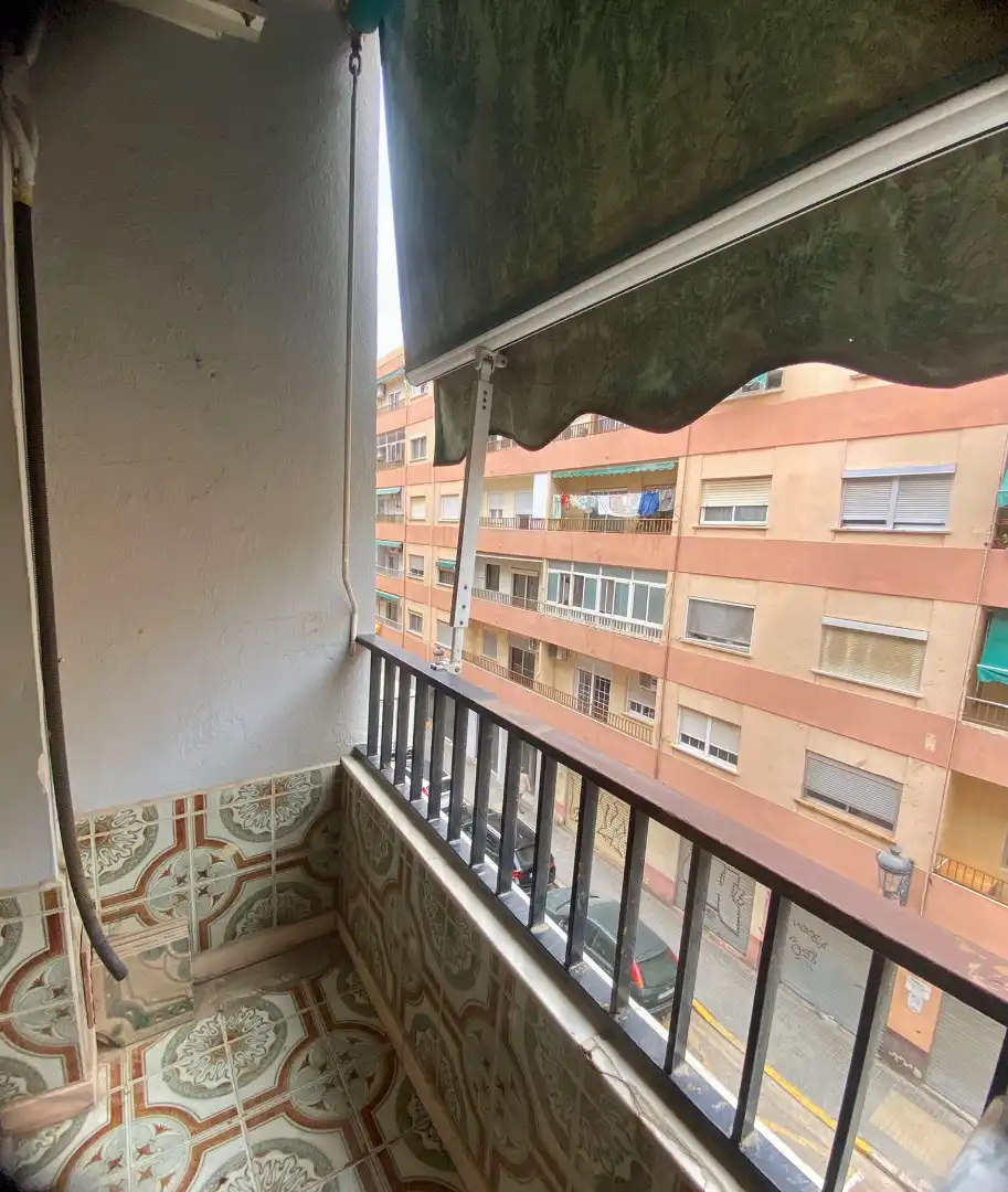 Terraza de Piso en venta en Valencia con Aire acondicionado, Amueblado y Horno