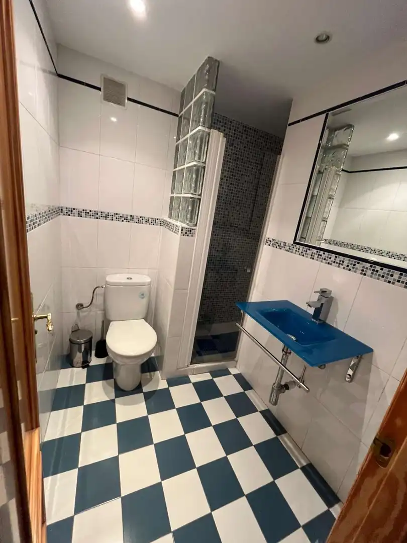 Bathroom of Flat for sale in Málaga  with Terrace