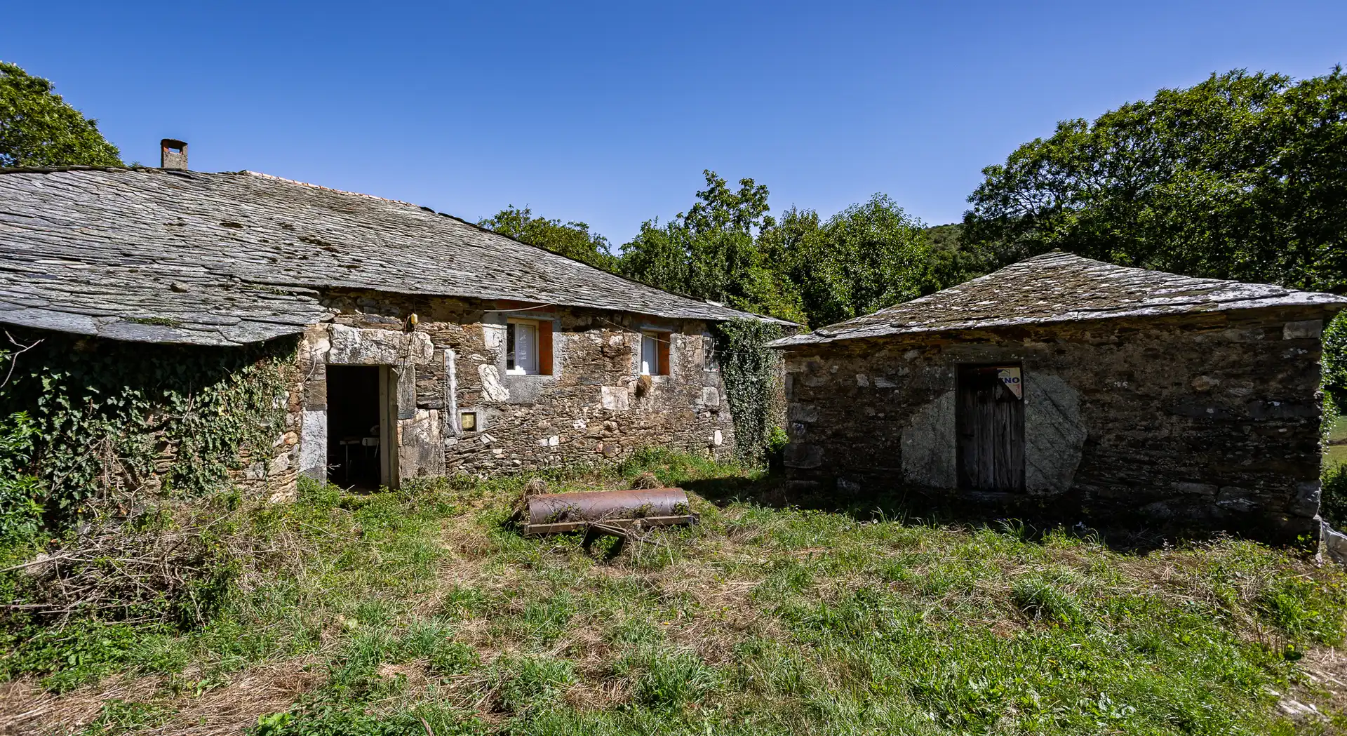 Exterior view of Country homes for sale in Láncara