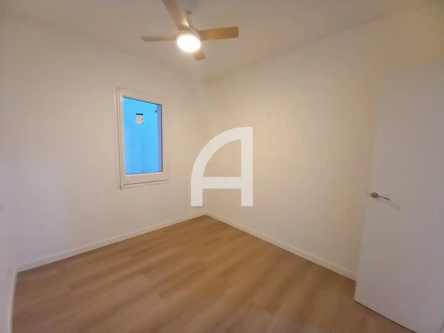 Habitación de Piso de alquiler en Barcelona con Parquet