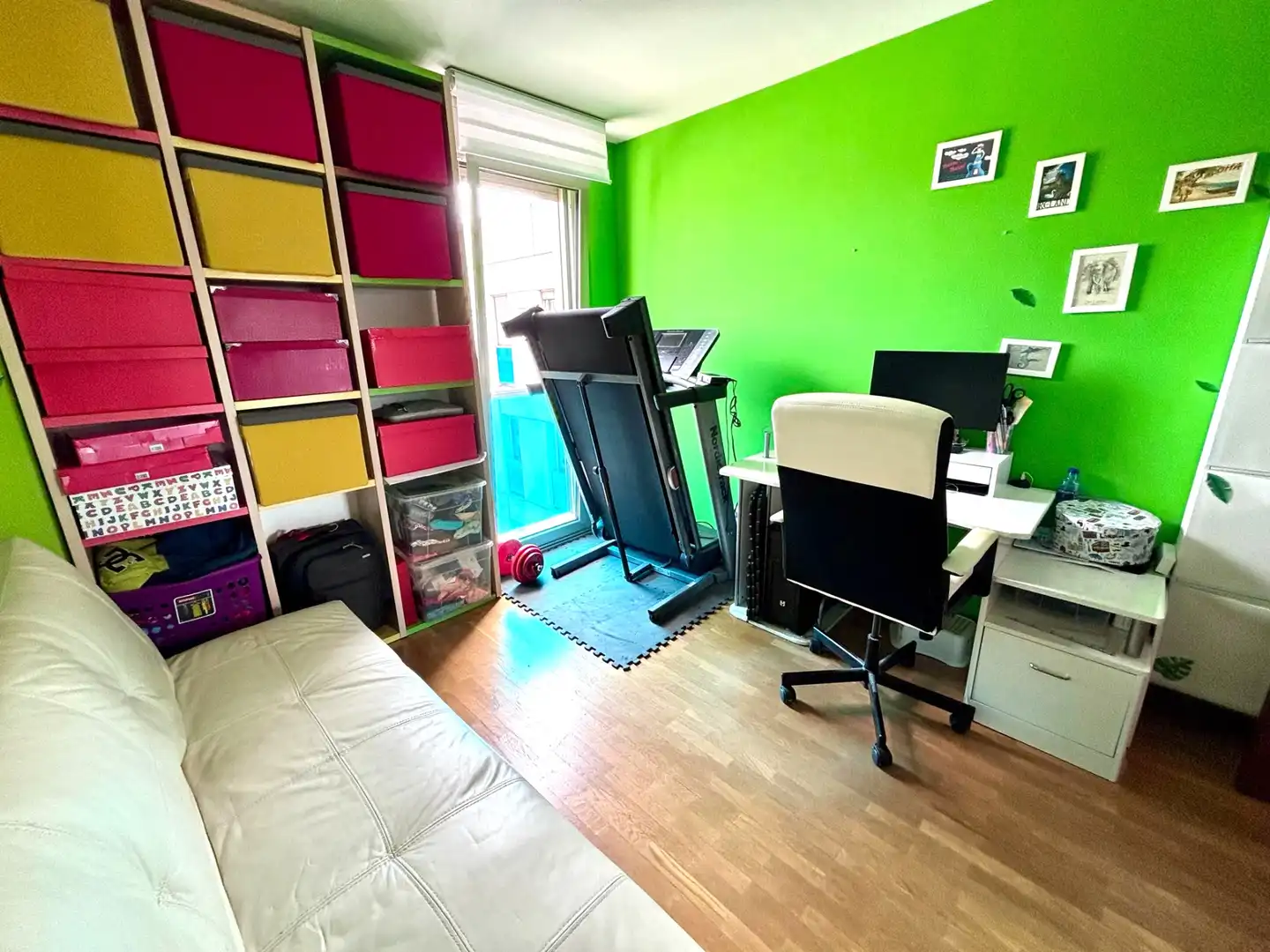 Bedroom of Flat for sale in Gijón   with Heating, Private garden and Parquet flooring