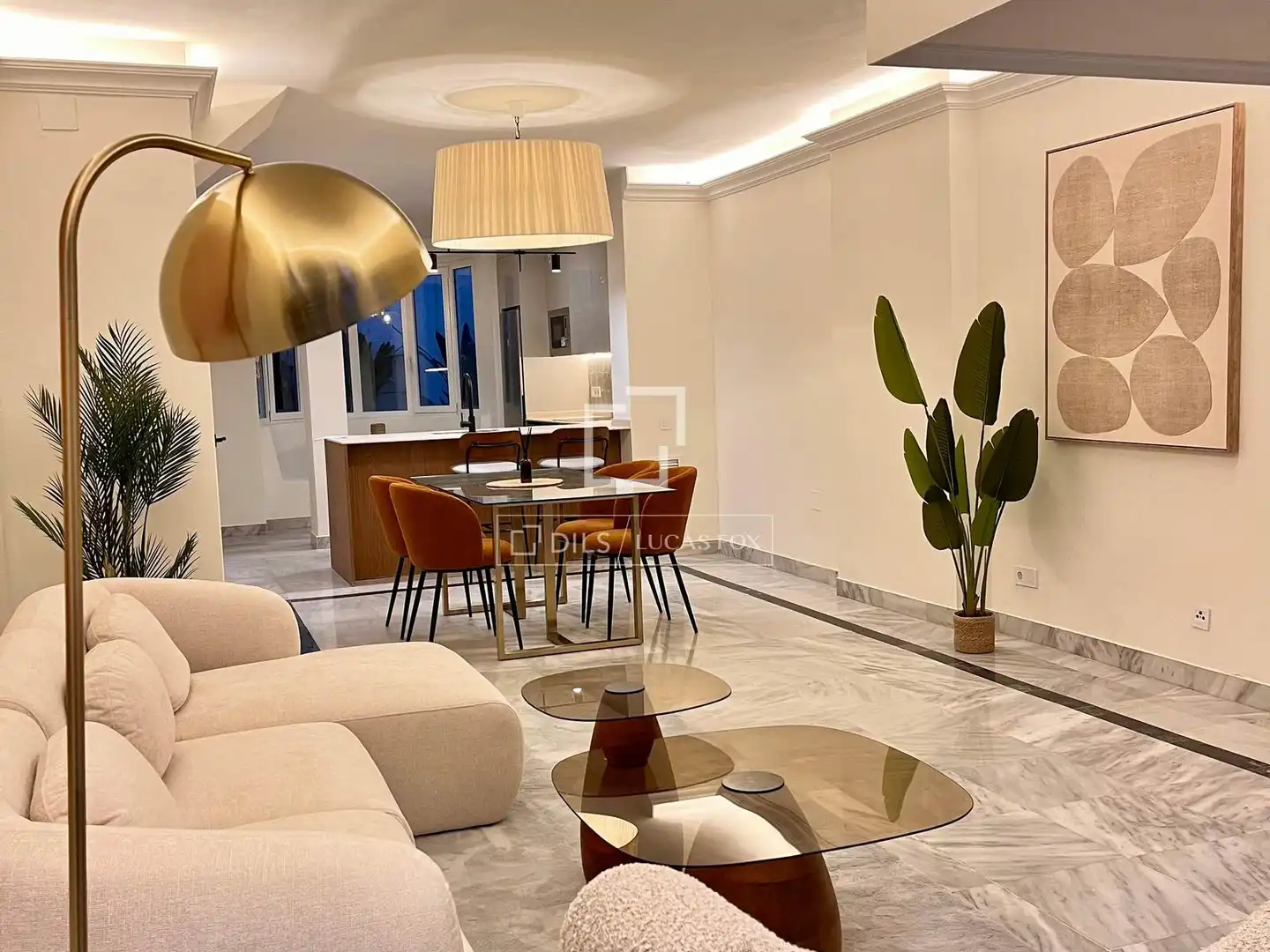 Living room of Flat for sale in Marbella  with Air Conditioner, Private garden and Storage room