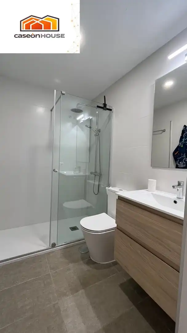 Bany de Apartament en venda en Chiclana de la Frontera amb Piscina comunitària