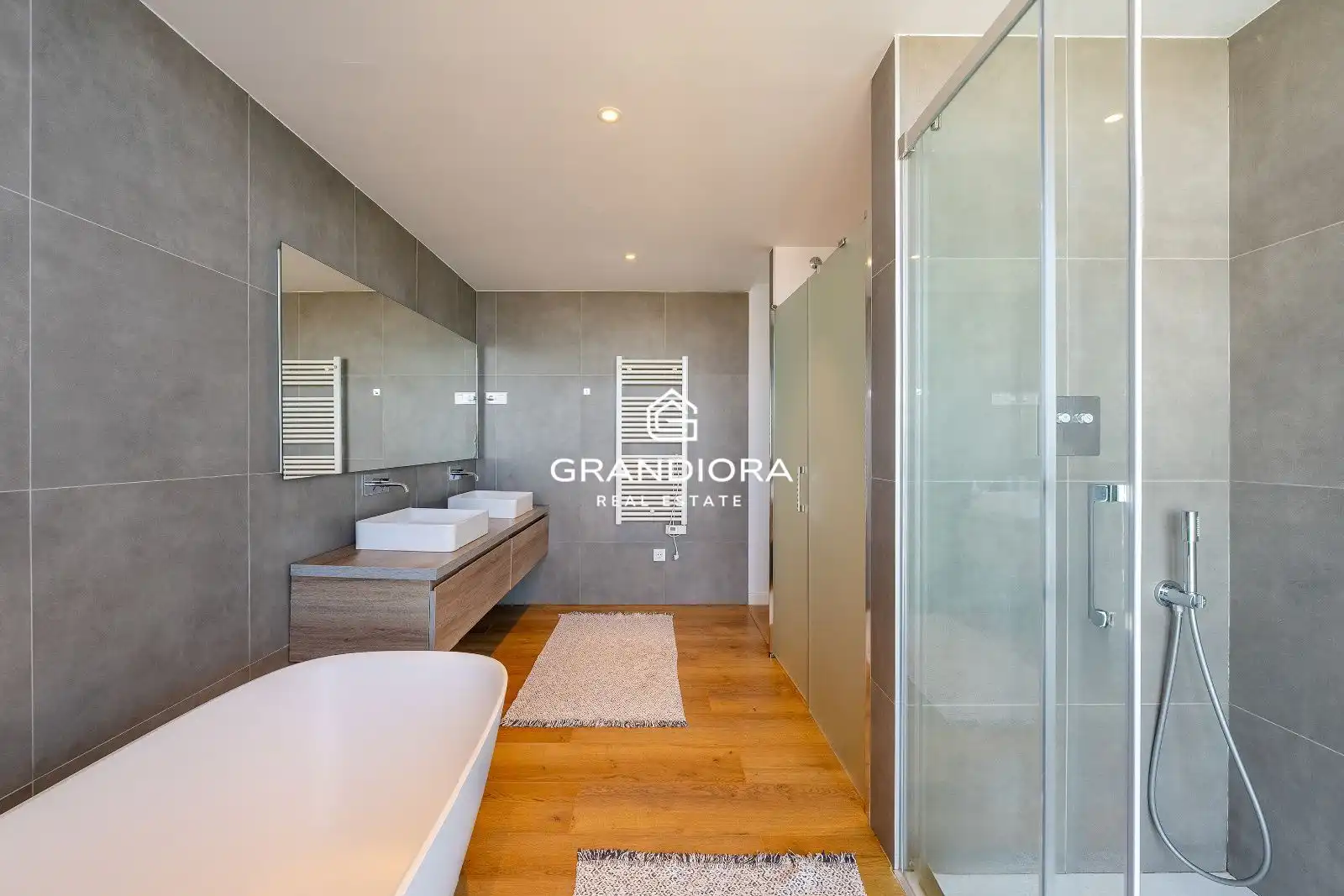Bathroom of Attic for sale in Mataró  with Air Conditioner, Terrace and Swimming Pool