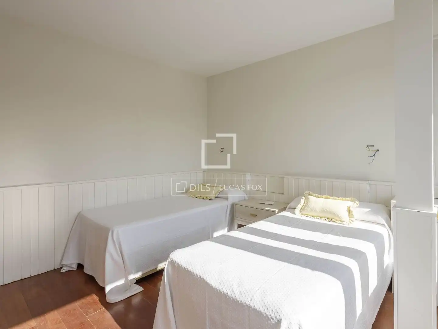 Schlafzimmer von Dachboden zur Miete in Madrid mit Klimaanlage, Heizung und Parkett