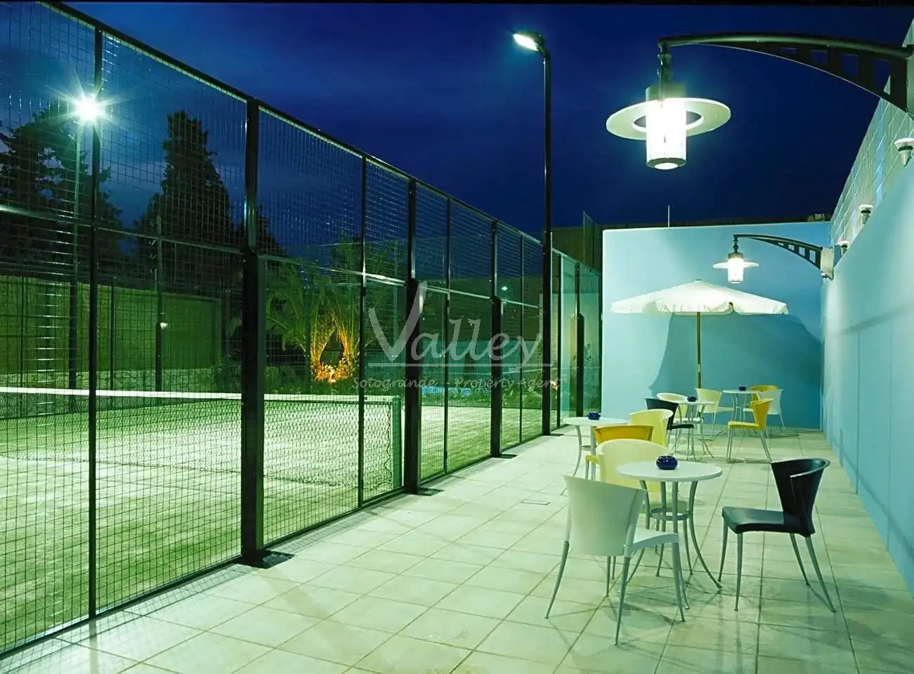 Terrace of Houses for sale in Algeciras  with Swimming Pool