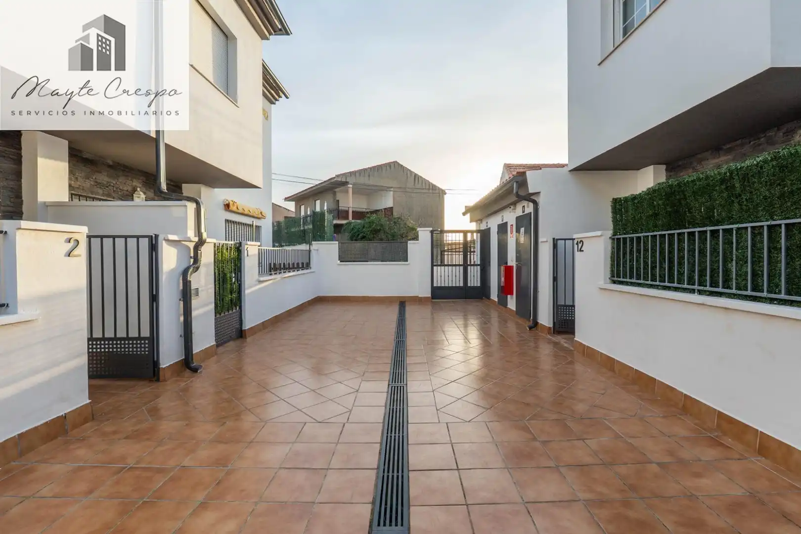 Vista exterior de Casa o xalet en venda en Gójar amb Aire condicionat, Calefacció i Traster