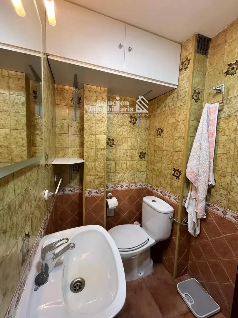 Baño de Piso en venta en Salamanca con Calefacción, Terraza y Balcón