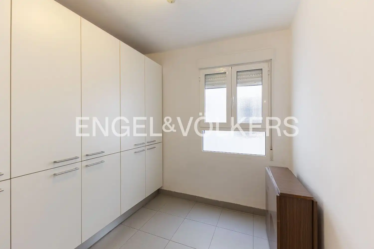 Piso en venta en Valencia con Calefacción y Terraza