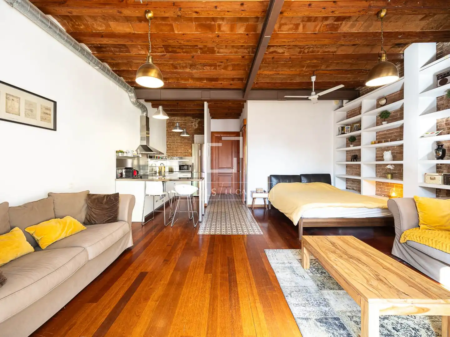 Sala de estar de Piso de alquiler en Barcelona con Aire acondicionado, Parquet y Amueblado