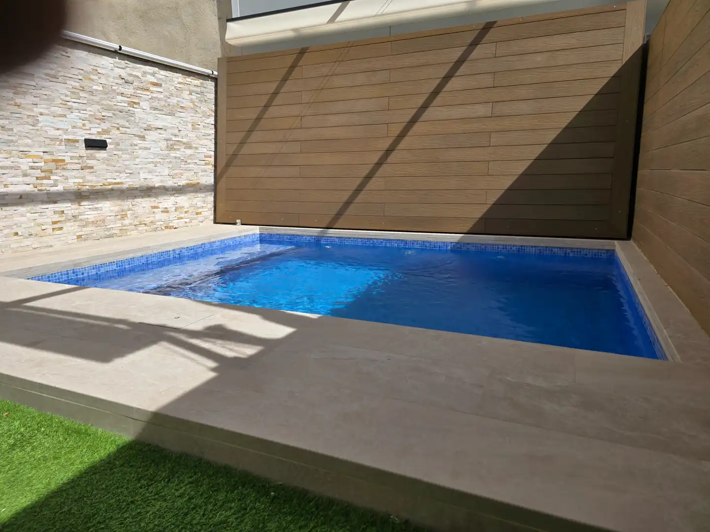 Adosado con terraza en venta en Carrer de Güell i Ferrer, imagen 2
