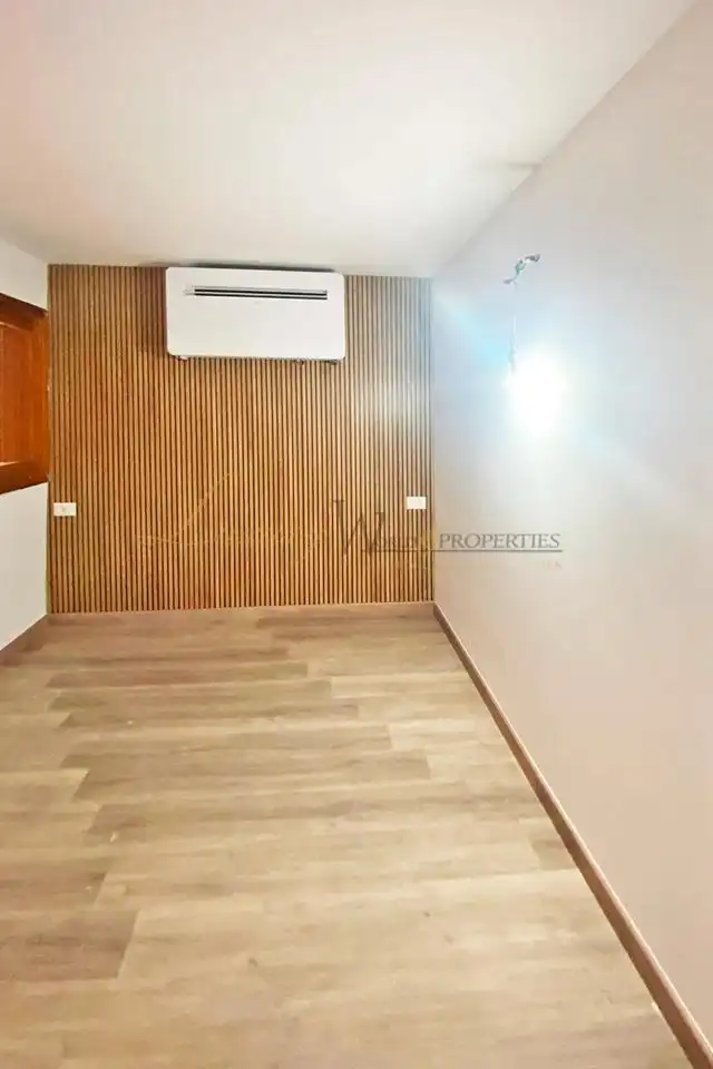 Apartament amb piscina en venda a Avenida Ernesto Sarti, imagen 4