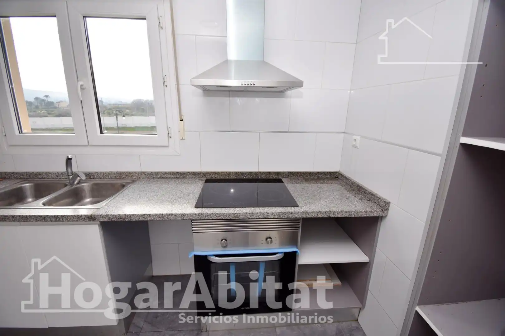 Cocina de Piso en venta en Alzira con Alarma