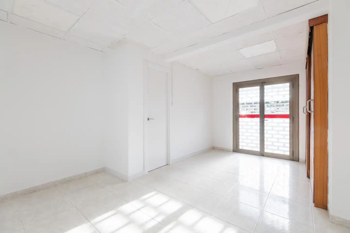 Planta baja en venta en La Salut