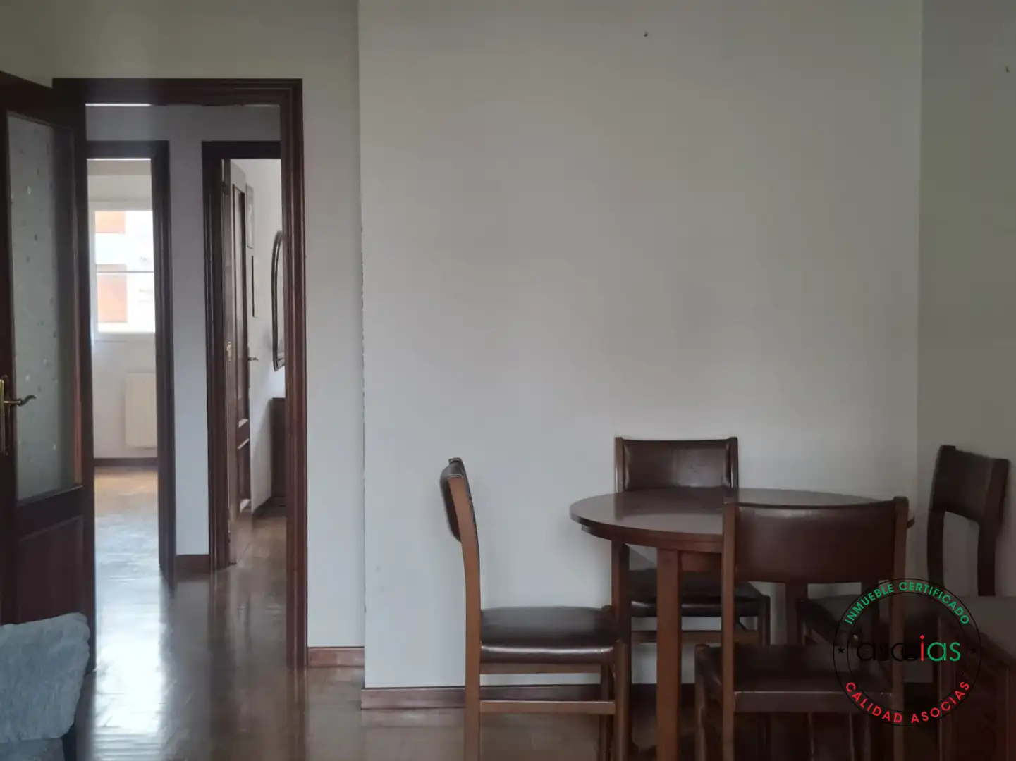 Comedor de Piso en venta en Gijón  con Calefacción, Parquet y Trastero