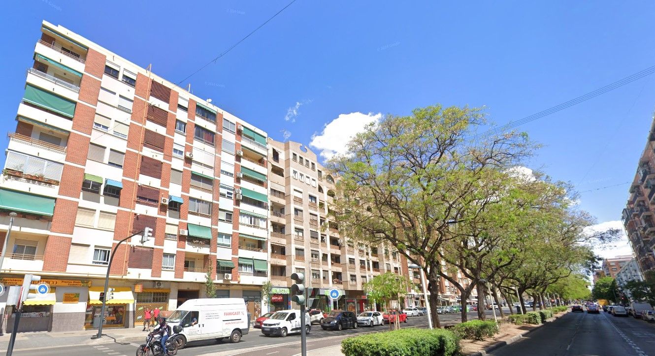 Exterior view of Premises for sale in  Valencia Capital