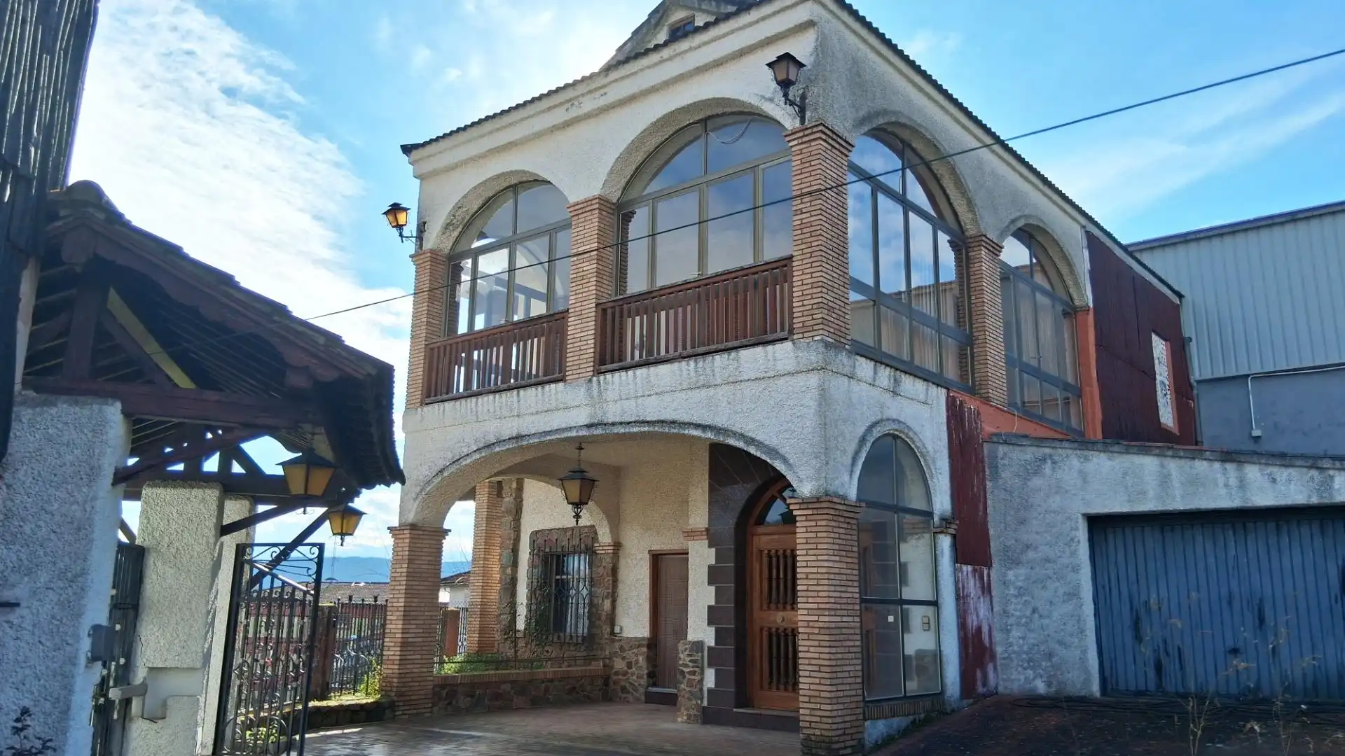 Vista exterior de Casa o chalet en venta en Sotoserrano con Calefacción, Terraza y Trastero