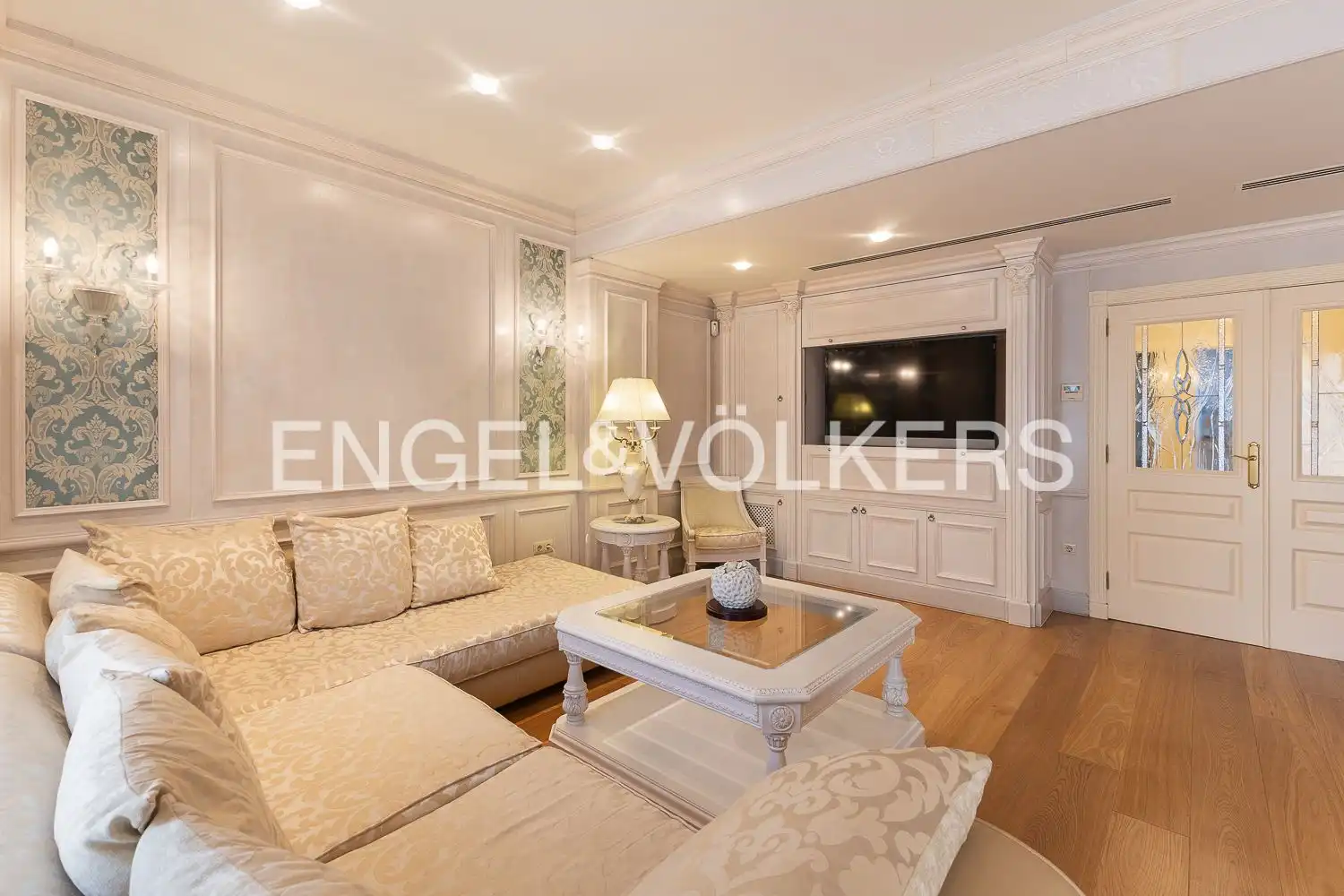 Living room of Houses for sale in Valencia  with Air Conditioner, Heating and Terrace