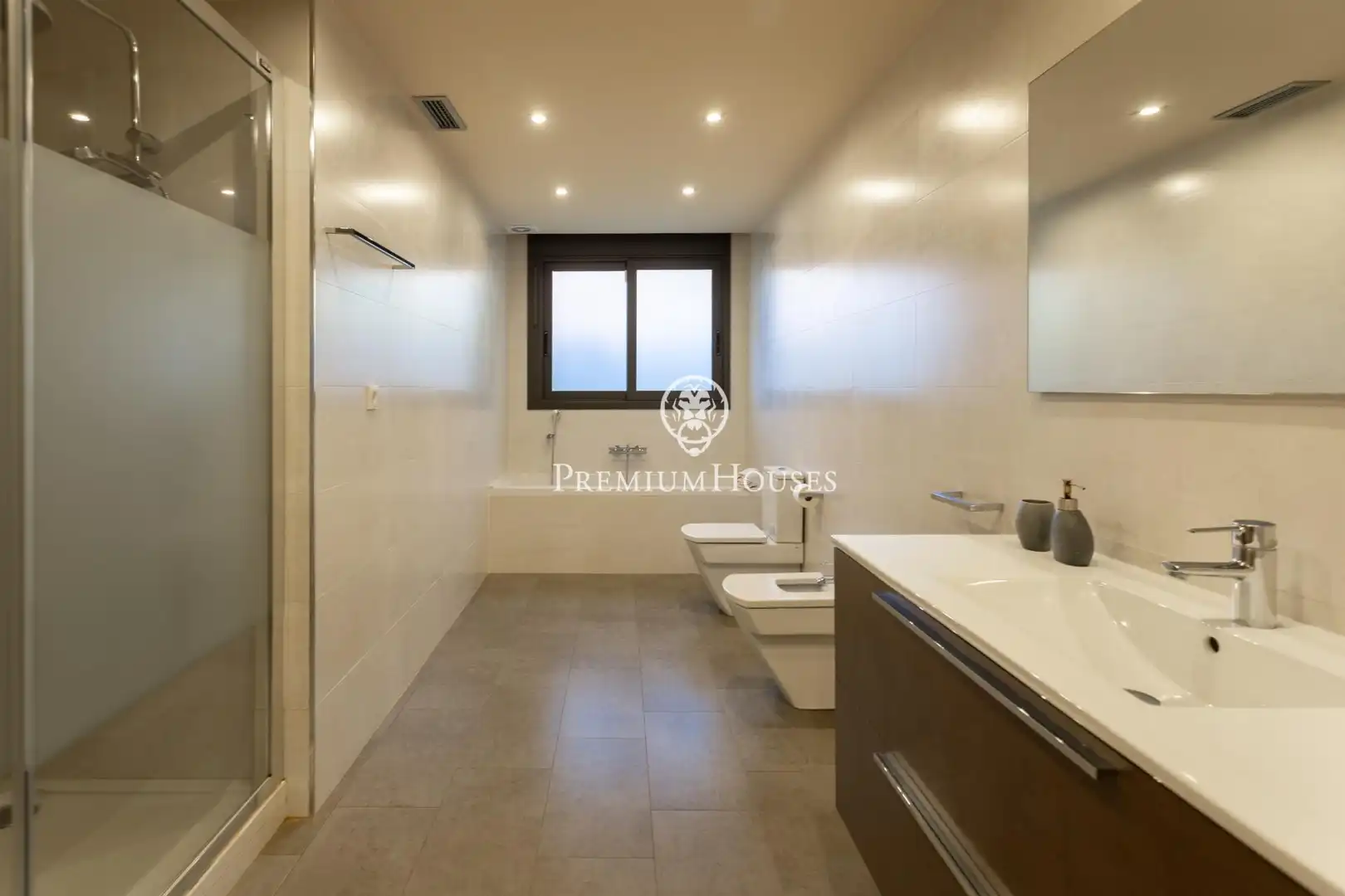 Baño de Casa o chalet en venta en Premià de Dalt con Aire acondicionado, Calefacción y Jardín privado