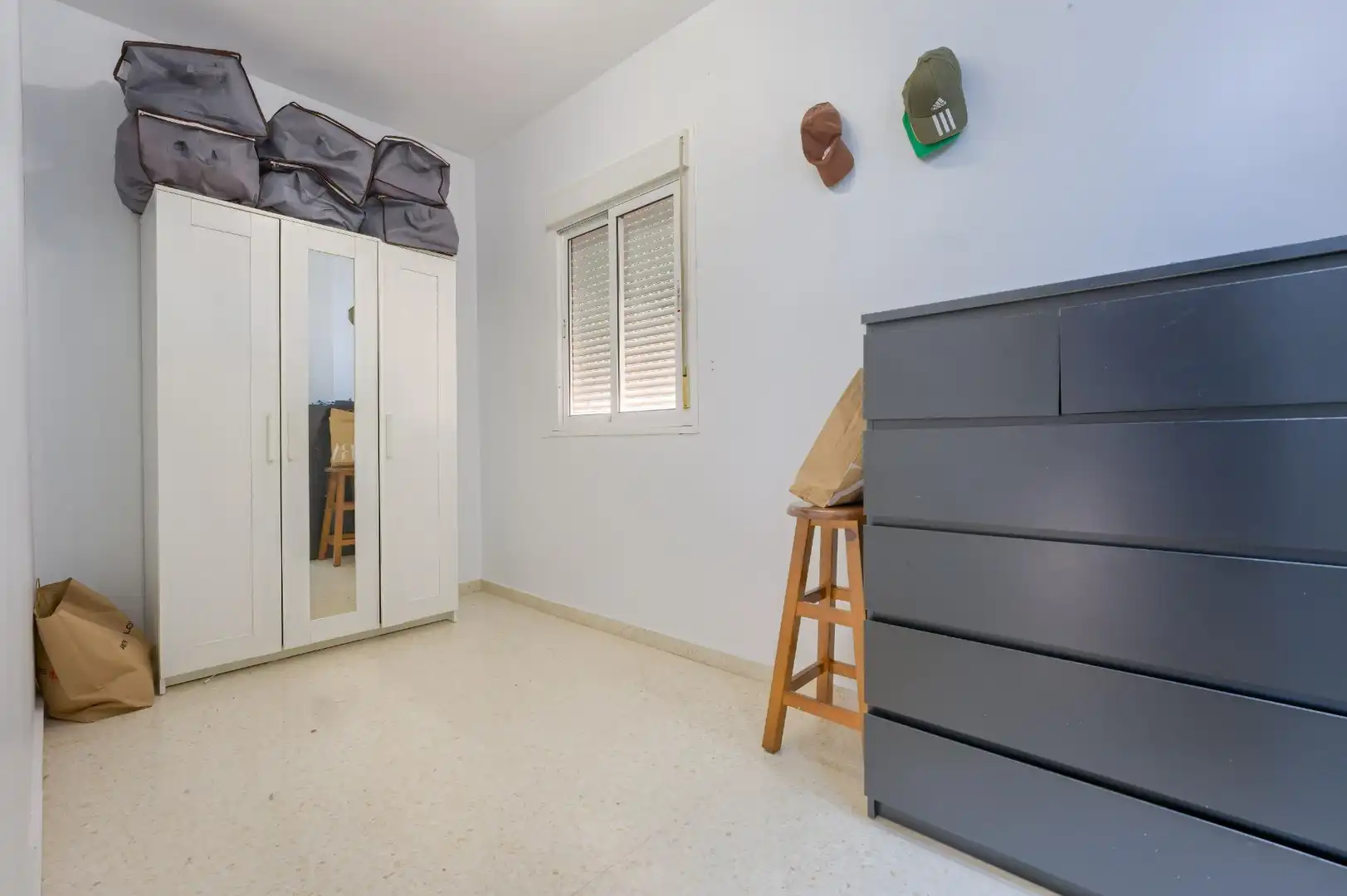Habitación de Casa adosada en venta en Umbrete con Aire acondicionado, Terraza y Trastero