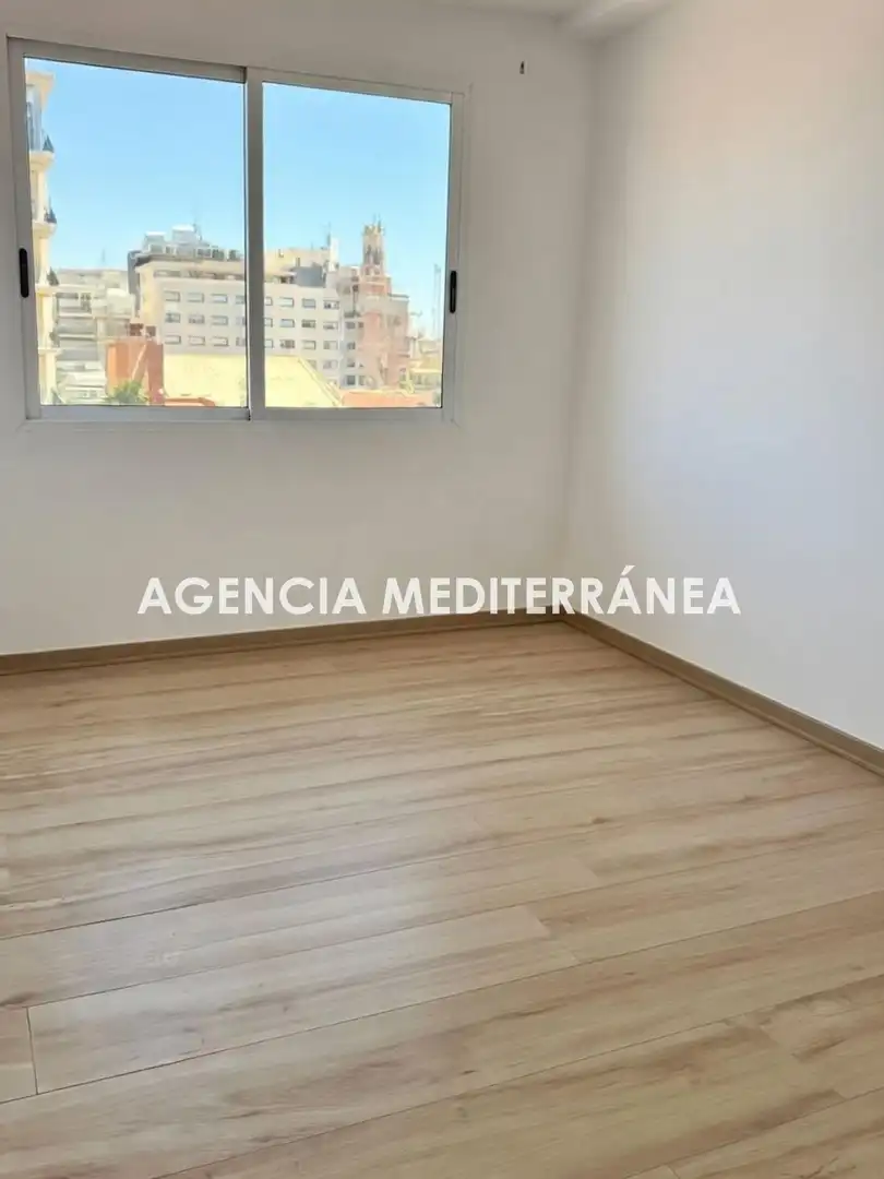 Dormitori de Oficina en venda en Valencia amb Aire condicionat, Calefacció i Terrassa
