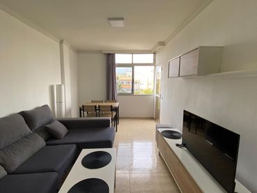 Appartement à louer à Calle Carmen Quintana 49