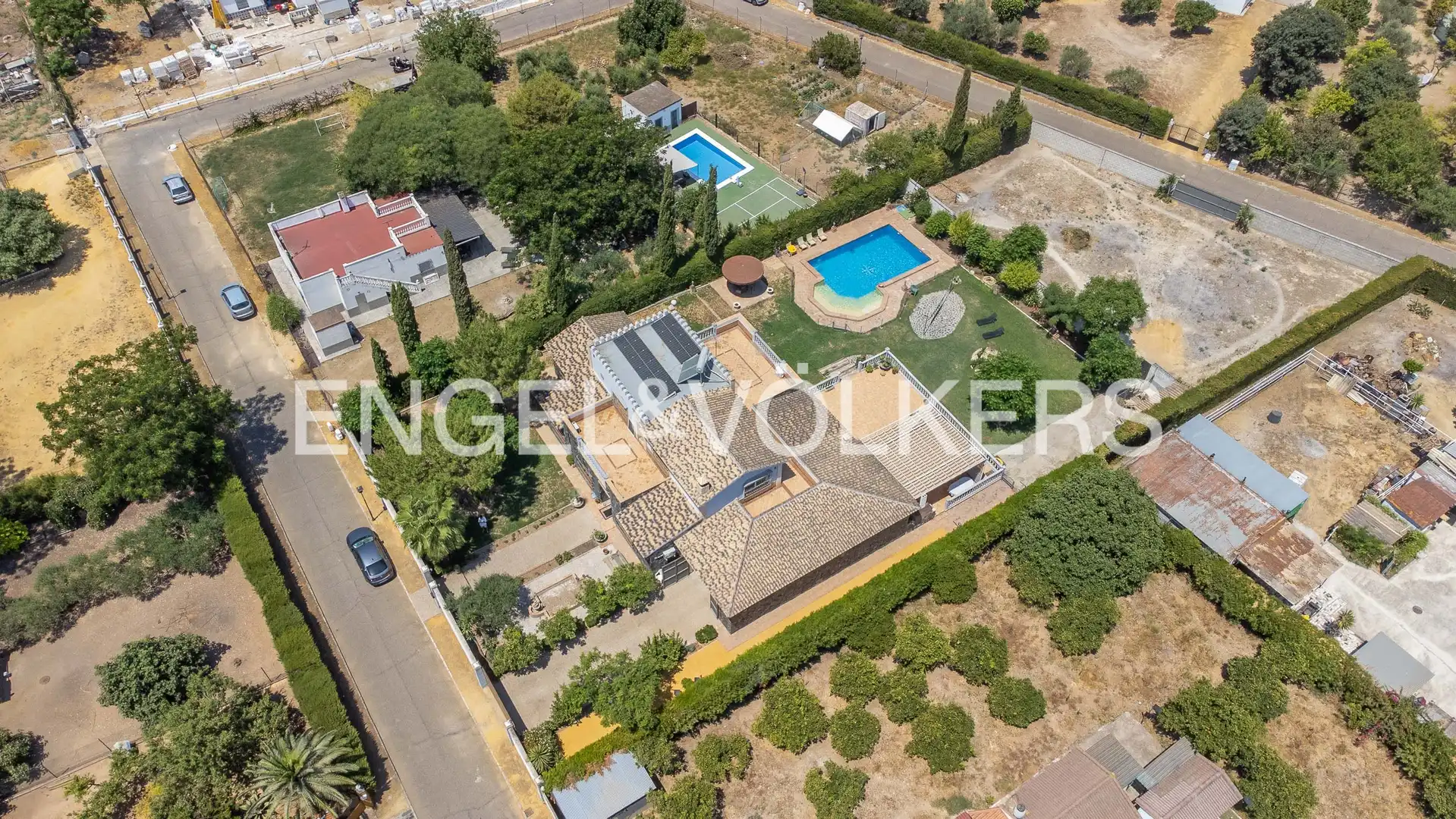 Casa o chalet en venta en Carmona con Aire acondicionado, Calefacción y Jardín privado