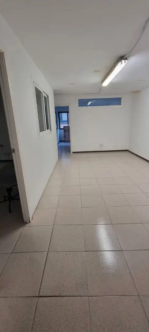 Fabrikhallen zur Miete in Carrer de la Natació, 1, Can Rosés