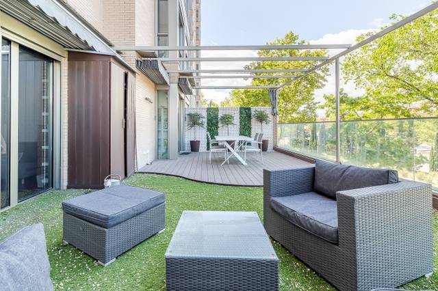 Piso en Alquiler en Calle CANDIDO MATEOS en Peñagrande