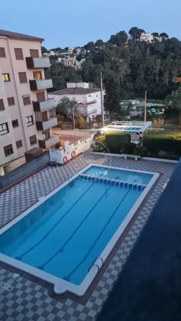 Piscina de Apartamento en venta en Lloret de Mar con Aire acondicionado, Calefacción y Amueblado