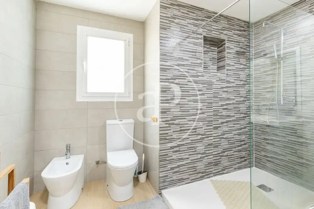 Baño de Piso en venta en Ciutat Vella 