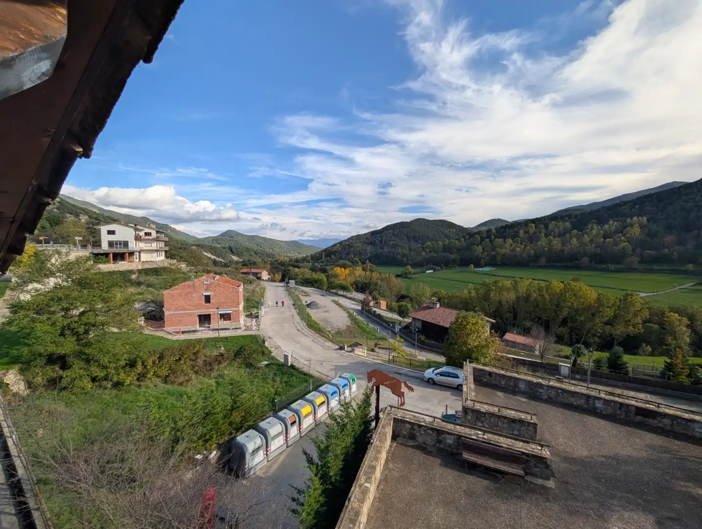 Vista exterior de Casa o xalet en venda en Gombrèn